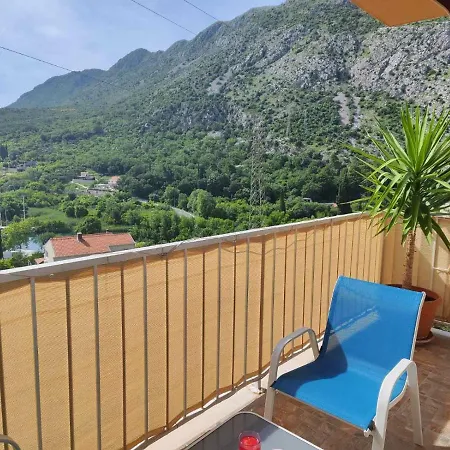 The A View Apartment *